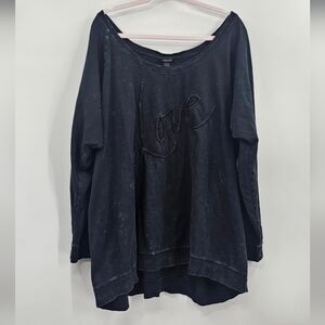 Torrid Love Black Sweatshirt Size 6